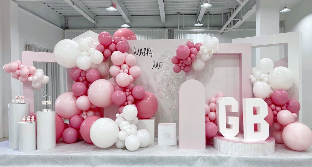 Valentine's Day Pink Balloon Arrangement Scheme